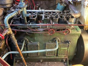 Dutch Barge 24m with Thames mooring  - Engine