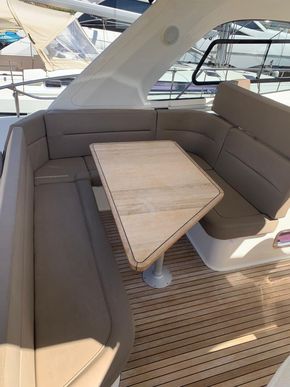 2012 Bavaria Sport 43 Hard Top 16