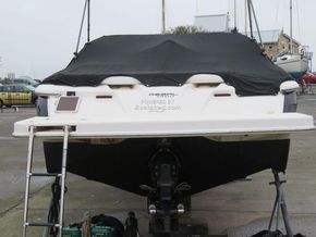 Regal 1900 LSR BOWRIDER WITH TRAILER - Stern