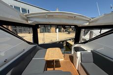 2008 Sealine SC38