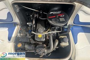 Bayliner 175 - engine