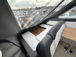 2024 Bavaria SR35HT 7