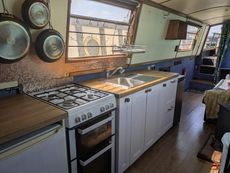 Venetian Queen 55' reverse layout cruiser stern @ Roydon Marina 