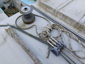 Sabre 27  - Winch