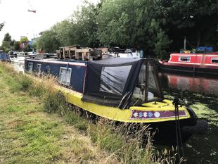 WELL-LOVED AND SPACIOUS 40FT NARROWBOAT