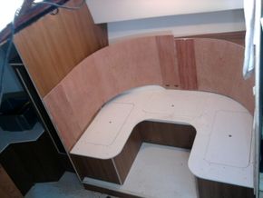 Dinette area in mid build