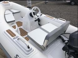 2019 SUR Marine ST330 Tender