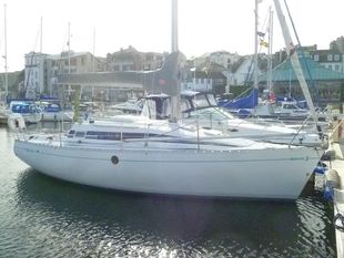 Beneteau First 285