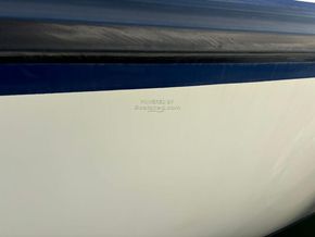 Compromis C34  - Hull Close Up