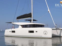 2023 Lagoon 42