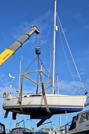 1998 Jeanneau Sun Odyssey 29.2 Lift Keel 25