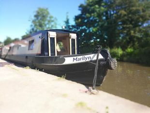 Marilyn - 2017 57ft Cruiser Narrowboat