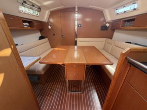 2011 Bavaria 36 Cruiser 16