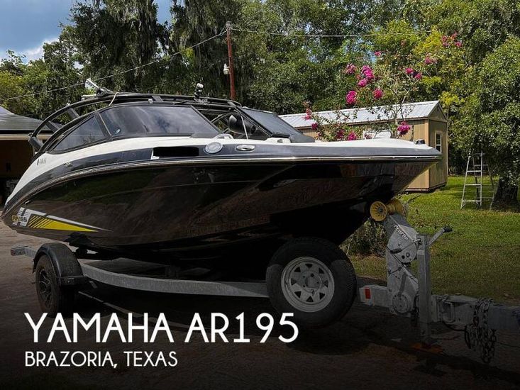 2017 Yamaha ar 195