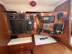 Exceptional condition Beneteau Oceanis 423 - Two Cabins