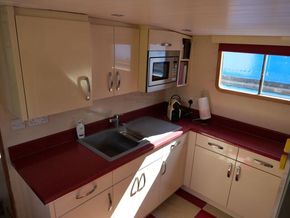 Dutch Barge Luxe Motor  - Galley
