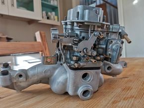 Weber carburettor and manifold during the rebuild