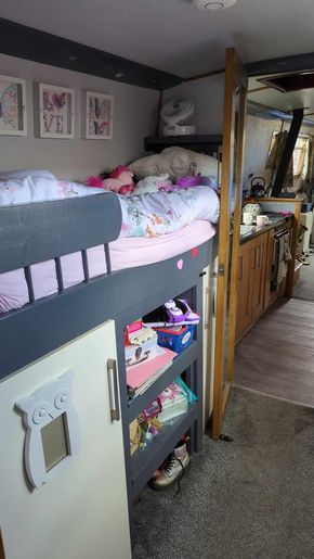 Single berth