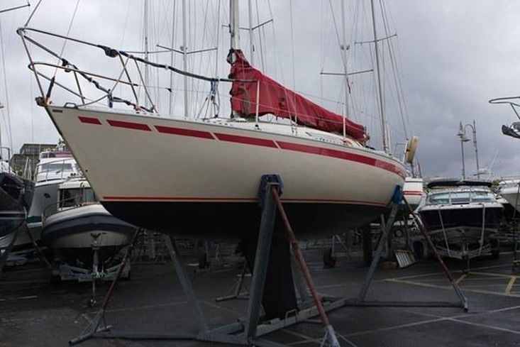 Beneteau First 28 for sale Ireland, Beneteau boats for sale, Beneteau ...