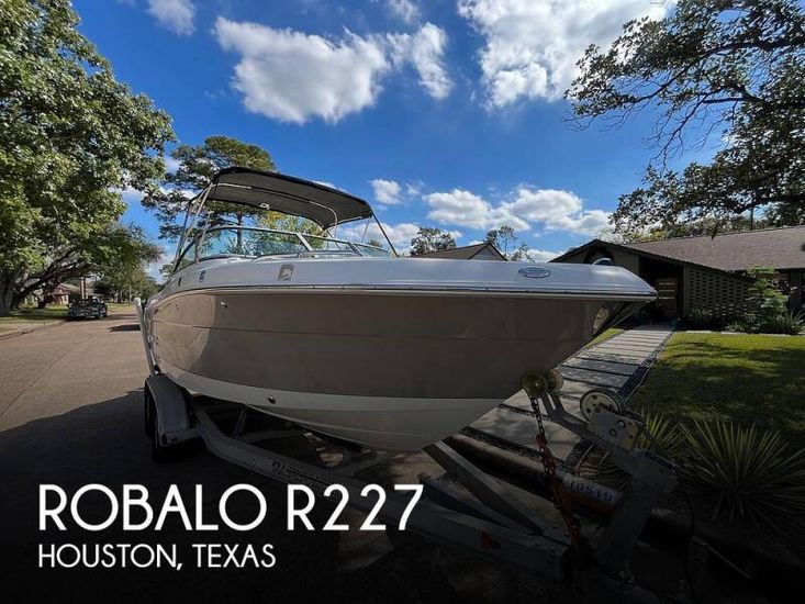 2007 Robalo r 227