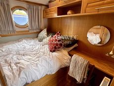 68ft by 12ft Widebeam Cruiser