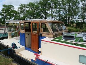 Barge Live aboard One off residential cruising barge for two - Coachroof/Wheelhouse