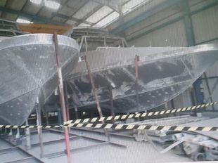 ALUMINIUM CREW BOAT 70 PAX LOA 28 M