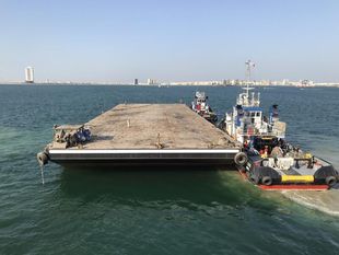 VHP - UAE -  Flat deck barge of 250ft - 5000T DWT