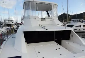 2018 Leopard 43 Powercat yacht docked at a marina.