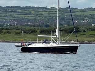 MOODY 42, Gorgeous cruising yacht, well updated.