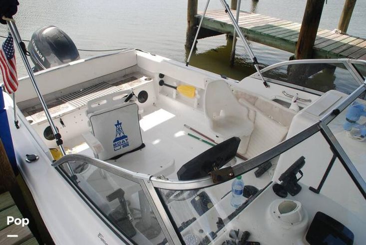 2008 Sea Hunt escape 220 le