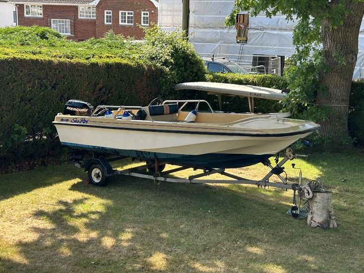 SeaRay 14ft Dory with road trailer