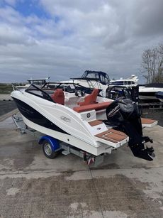 Okiboats Barracuda 585 DC