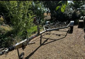Nordkapp Avant 500 Versatile Bow Rider - Trailer/Trolley