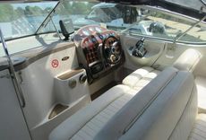 2000 Maxum 2800 Scr