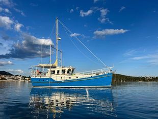 Diesel Duck 44 Trawler Motorsailer