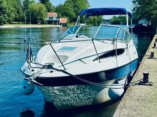 2004 Bayliner 245