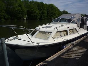 Walton 24