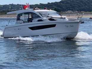 2015 Sealine C330