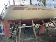 1982 Beneteau First 28
