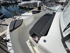 Beneteau Barracuda 8  - Foredeck