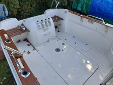 2006 Quicksilver 630 Pilothouse