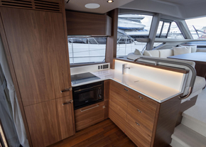 2025 Princess F50 16