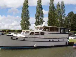 1962 Stevens 	Gentleman's Motor Cruiser