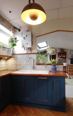 twin belfast sink and gas boiler
