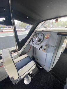 Delilah - 23ft Viking River Cruiser