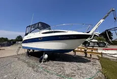 2004 Bayliner 245
