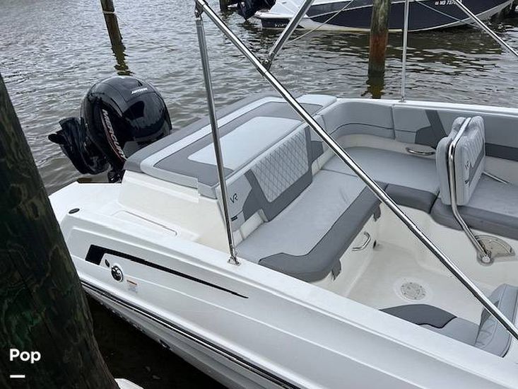 2023 Bayliner vr6