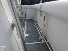 2004 Boston Whaler 240 Outrage