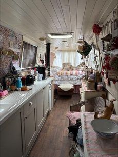 46ft Semi Traditional Stern Narrowboat. Built by Les Allen & Sons in 